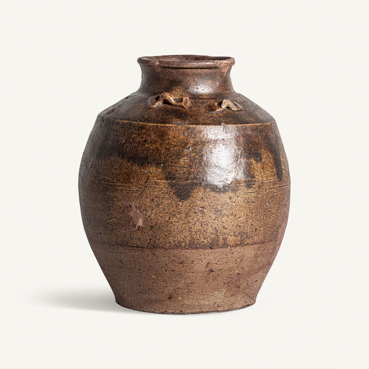 Vase en céramique marron vieilli