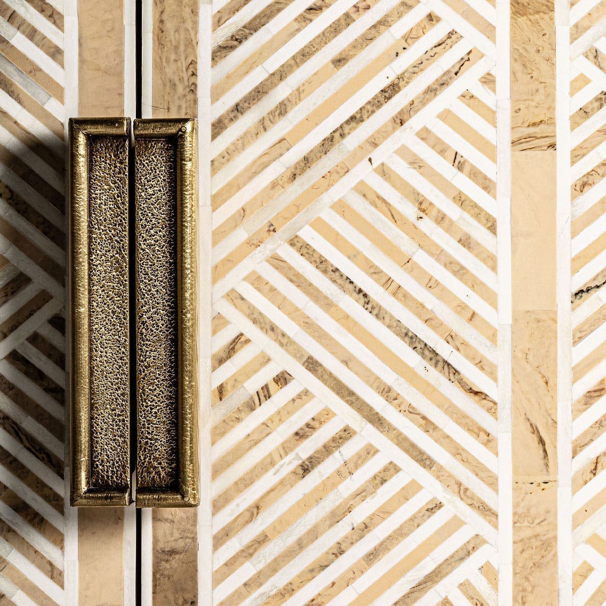 poignées dorées antiques