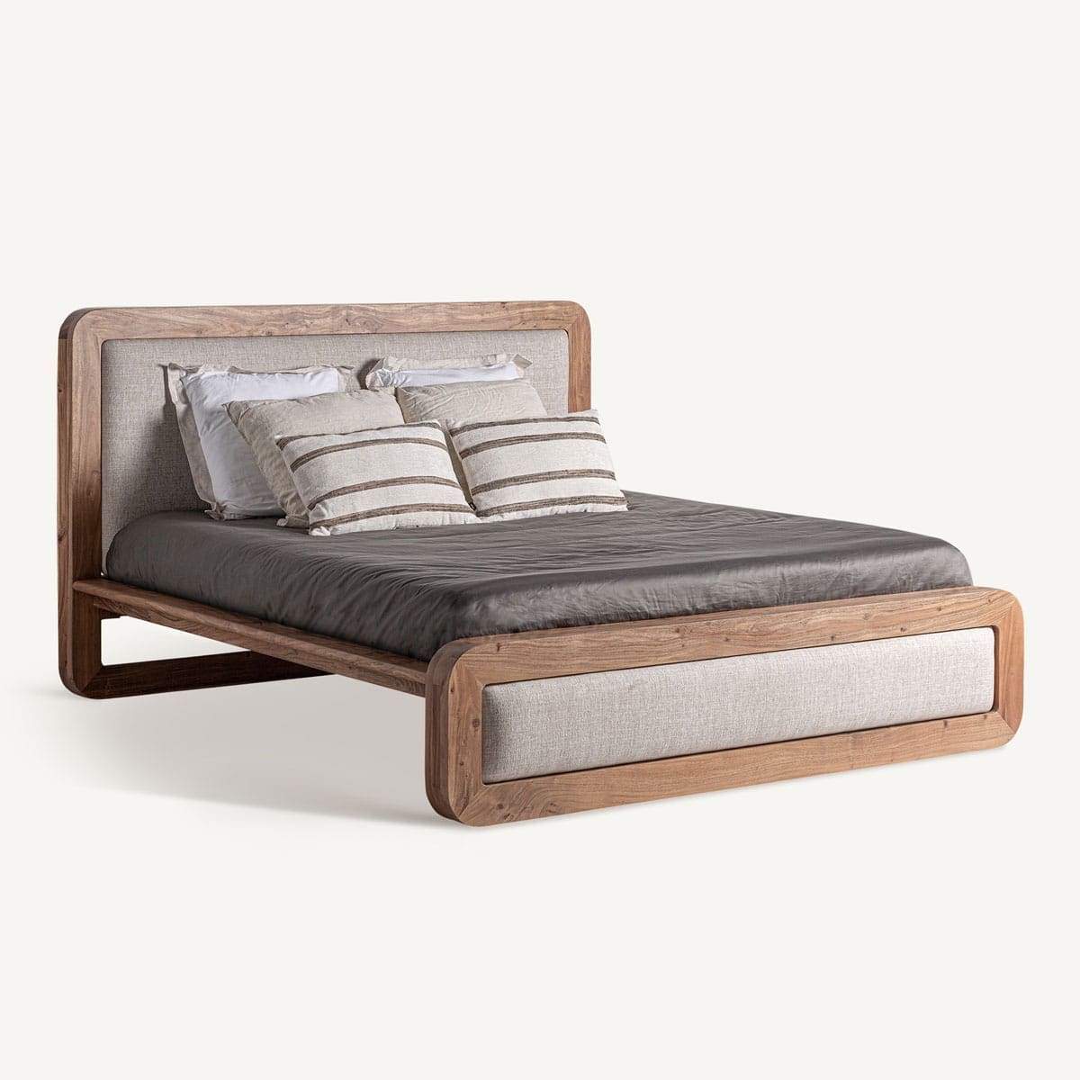 lit en bois massif haut de gamme