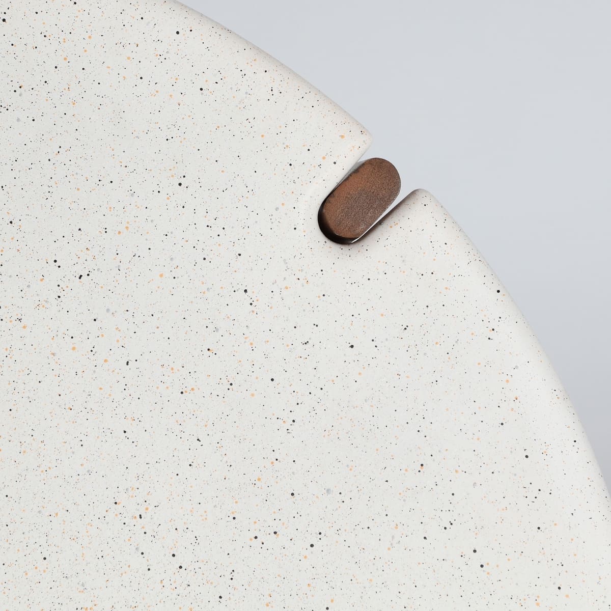 Table basse 80 cm manguier et blanc moucheté SAM – Image 4