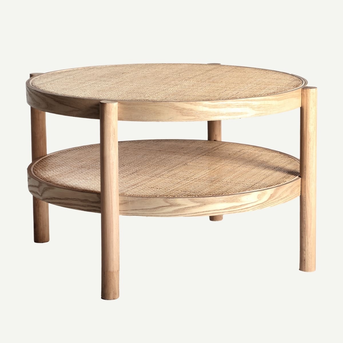 table basse scandinave en rotin