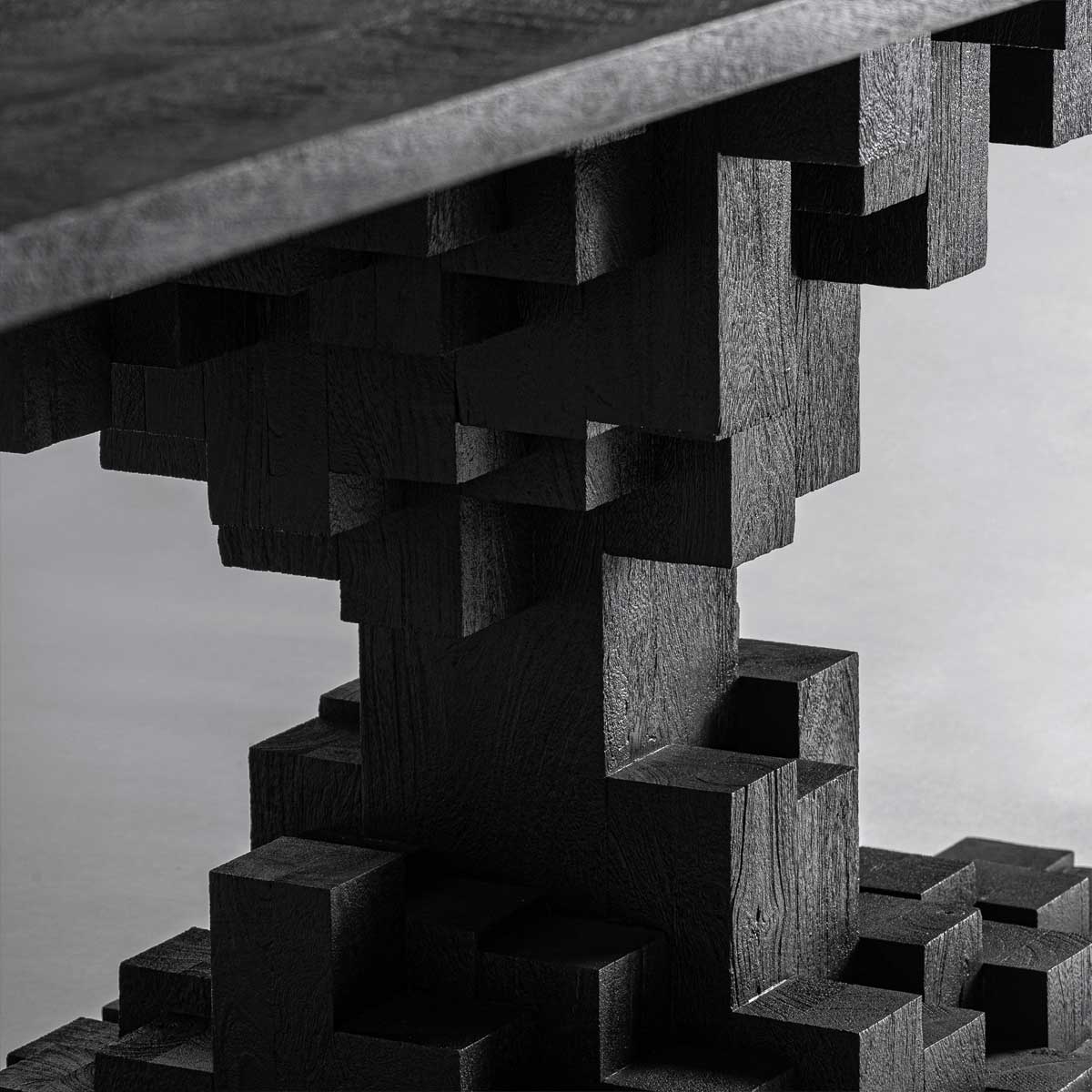 Table à manger sculpturale en bois de manguier noir 250 cm NALA – Image 5