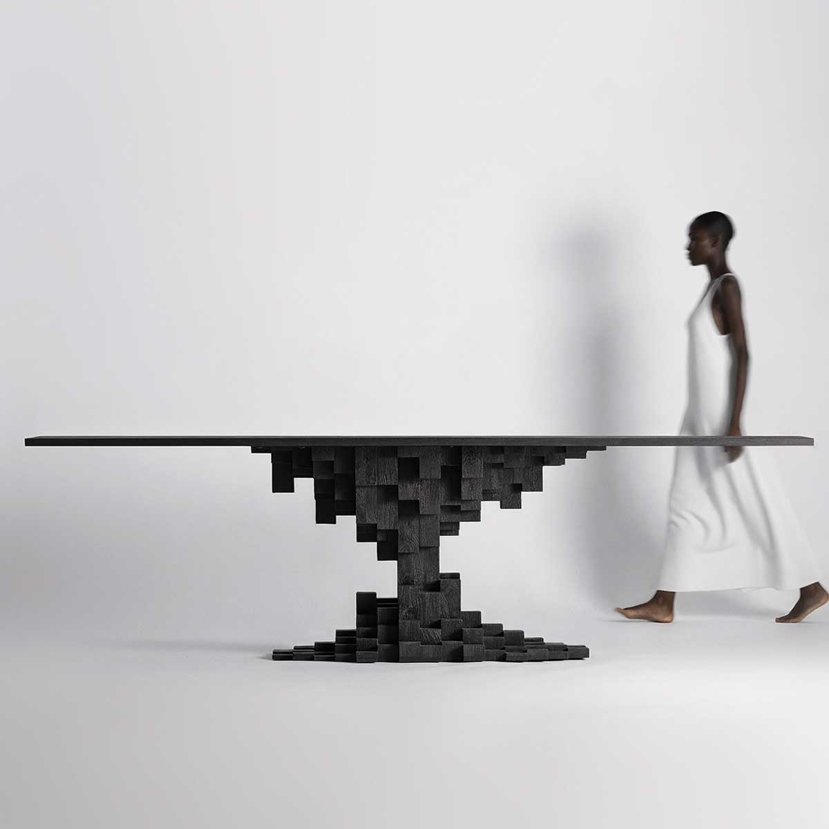 Table à manger design en bois de manguier noir de 250 cm