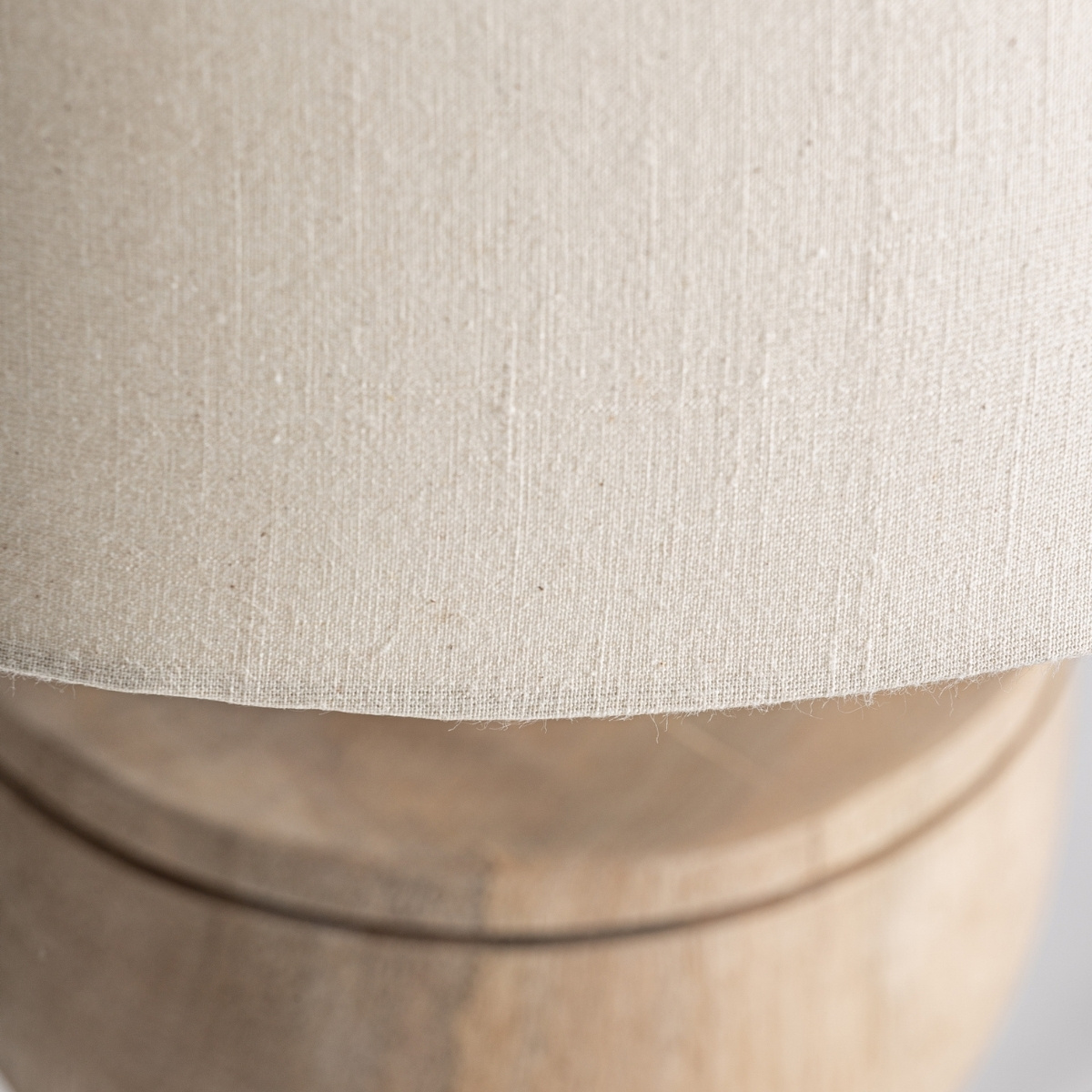 Lampe cottage bois et coton 60 cm LOUISON – Image 4