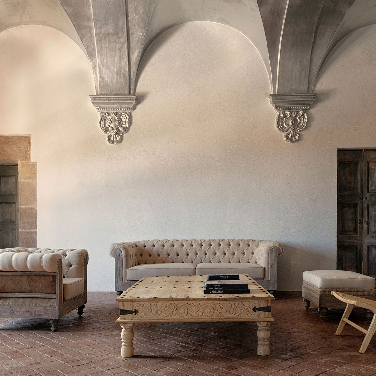 Canapé chesterfield beige