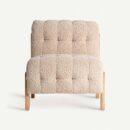 Fauteuil tissu bouclé beige matelassé et bois de pin massif