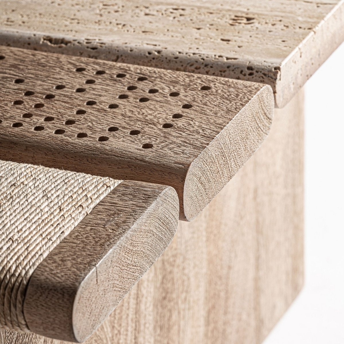 Table basse en manguier travertin et jute 140 cm JUNE – Image 3