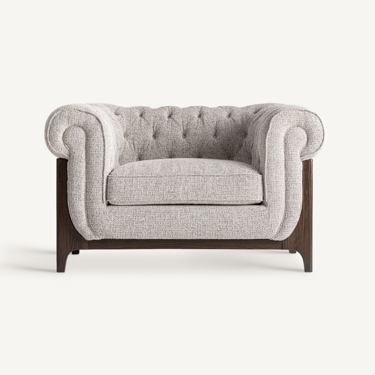 Fauteuil chesterfield en tissu gris et bois de frêne marron