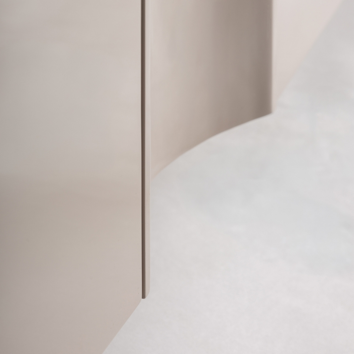 Meuble TV laquĆ© beige 4 portes 220 cm GUILLAUME ā Image 5