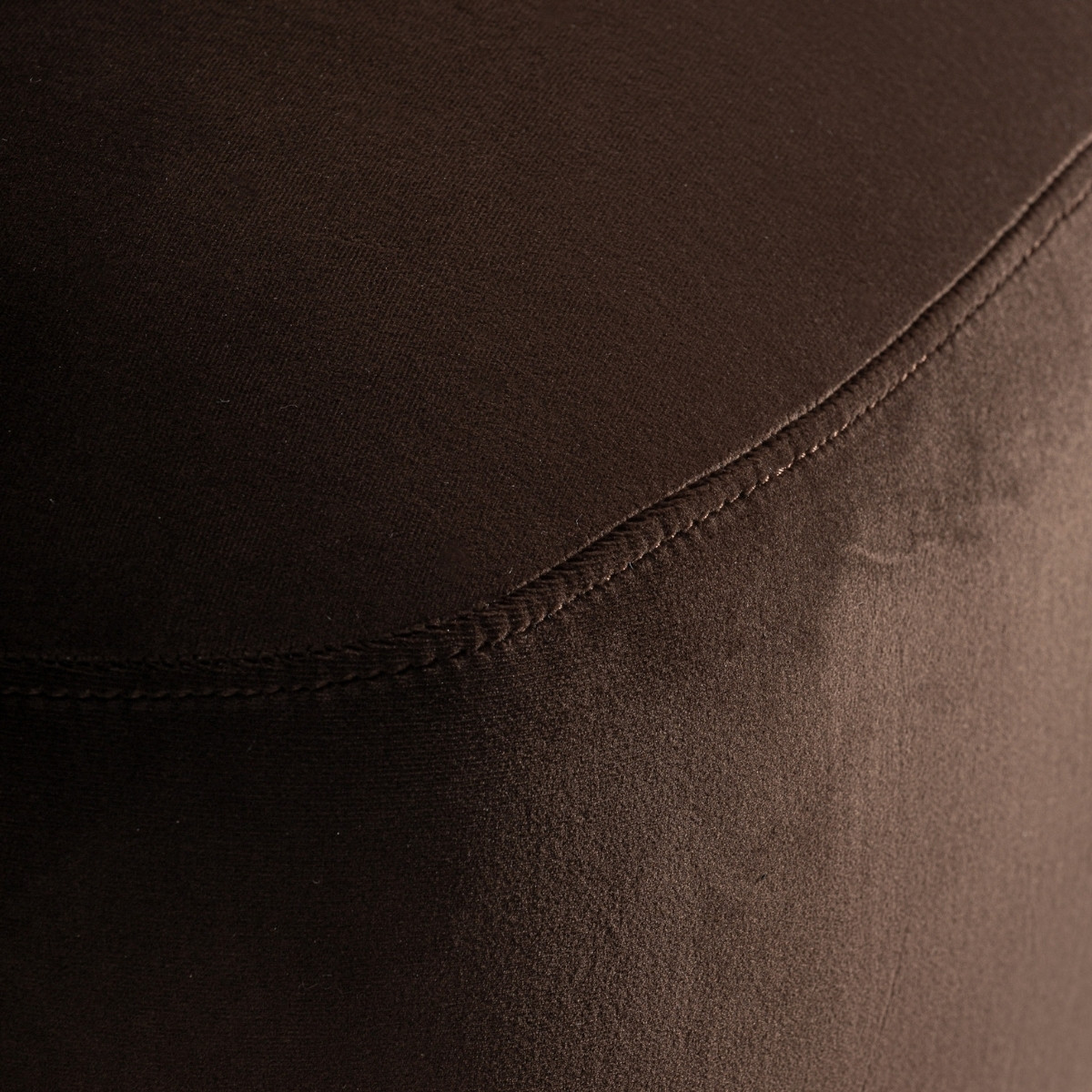 Fauteuil design velours chocolat – Image 4