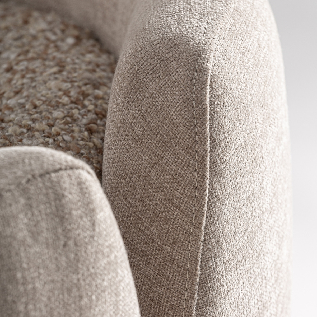 Fauteuil pivotant beige bi-matière – Image 6