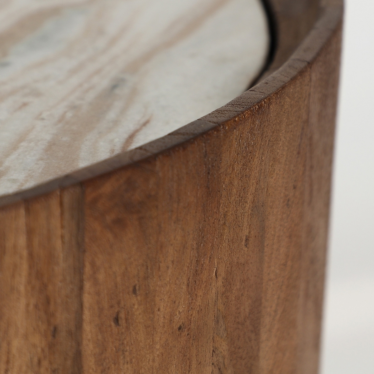 Table basse ronde manguier et marbre 60 cm – Image 3