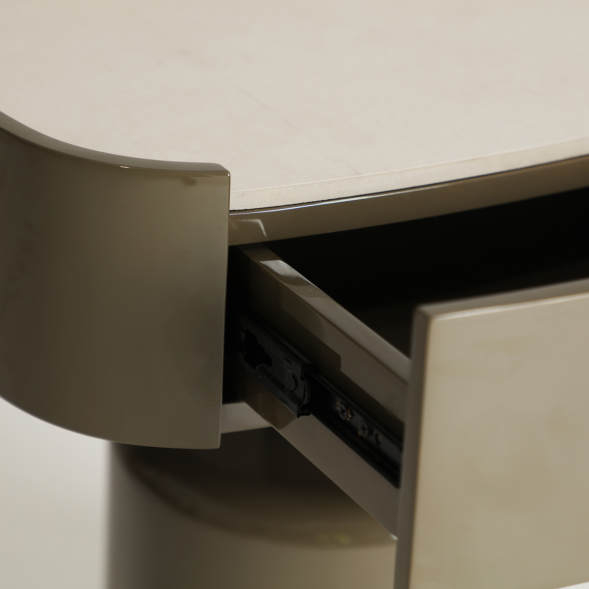 Table de nuit en MDF vert et gris 50 cm — vue complémentaire 4