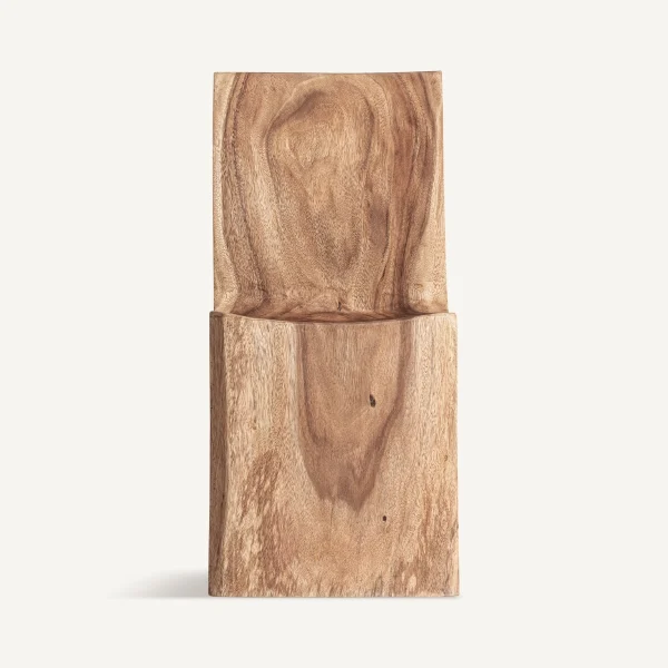 Chaise en bois sculpté massif naturelle